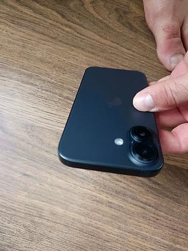 iphone 16 satisi: IPhone 16, Qara, Face ID — 1
