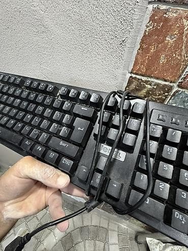 manitor guzgu: TƏCİLİ! KOMPÜTER VƏ AKSESUARLAR CƏMİ 25 AZN! Mətn: Təcili evdən — 6