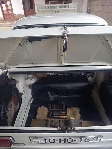 şevralit avtomobil: VAZ (LADA) 2101: 1.2 l | 1985 il 61000 km Sedan — 6