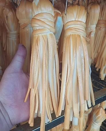 Saçaq pendiri var isteyen olsa zeng edib maraqlana biler