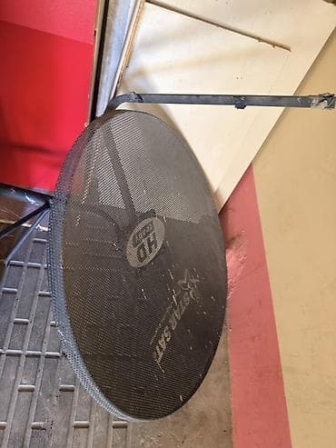 ps5 qolu: Peyk antenası satılır. Şəkildə iri ölçülü, metal torlu konstruksiyaya — 2