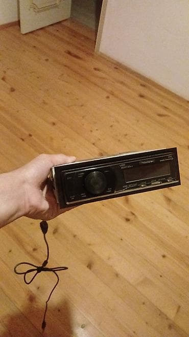 Pioneer avtomobil audio dəsti Komplekt: - Pioneer 1-DIN maqnitola