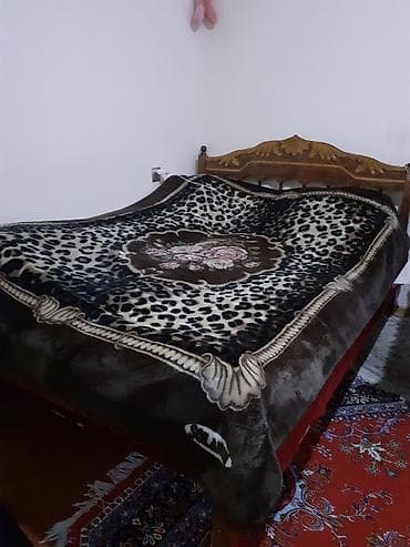 torf satilir: Taxt kravt 2 neferlik Qiymet 15 azn Təcili satilir evden çixmalidi — 2