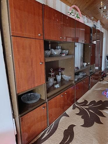 parça dolab: Klassik üslubda böyük otaq divar dolabı - Material: ağac əsaslı — 3