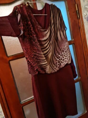 qadın qış donları: Uzun qol paltar. Beden olcusu 42. 120 manata almisam. Qiymeti 15 manat — 2