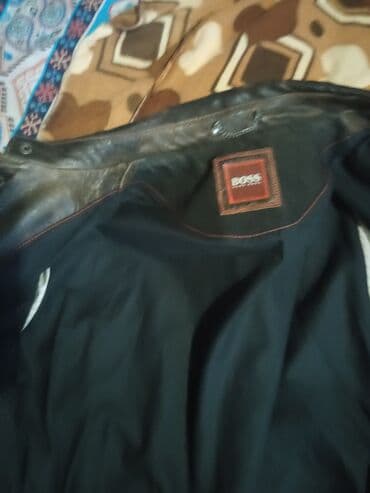 Plaşlar: HUGO BOSS kişi dəri gödəkcə - Material: qalın, təbii dəri — 23