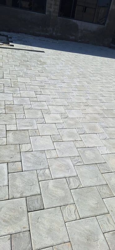 duz corek: Tamet döşəmə xidməti – dekorativ beton/daş təməli ilə həyət və giriş — 23