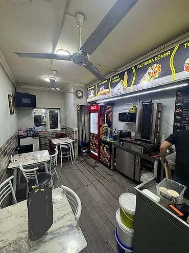 doner eti: “Köz Dönər – Shaurma” iaşə nöqtəsi Menyu: - Toyuq dönər, ət dönər - — 2