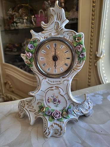 elektrikli saat: Masaüstü saatlar, Elektron — 1