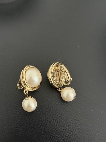 Винтажные клипсы английские at lalafo.az Винтажные клипсы английские