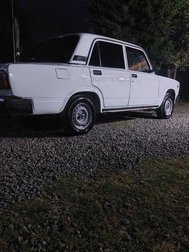 ваза стеклянная прозрачная высокая без узора: VAZ (LADA) 2107: 1.6 l | 1995 il 2410000 km Sedan — 15