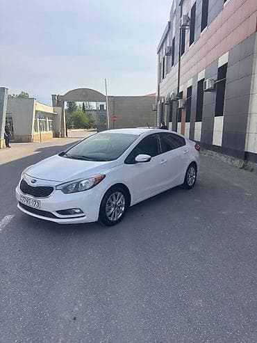 2015: Kia Forte sedan – ağ rəng, 4 qapı, AZ dövlət nömrə nişanı 77-RT-173 — 8