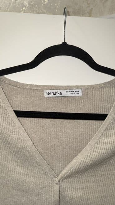 Женская одежда: Bershka crop jaket yeni kimidir M razmer — 2