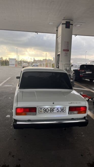 Автозапчасти: Model: LADA 2107 (Rusiya istehsalı) Kuzov: sedan, 4 qapı Rəng: ağ — 6