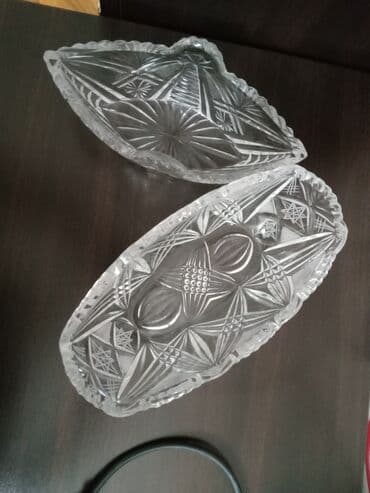 Kənafəvari formalı 2 ədəd şüşə/kristal meyvə və ya qəlyanaltı qabı