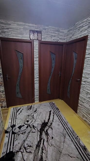 Bakı, 4 otaqlı, Köhnə tikili, 81 kv. m — 2