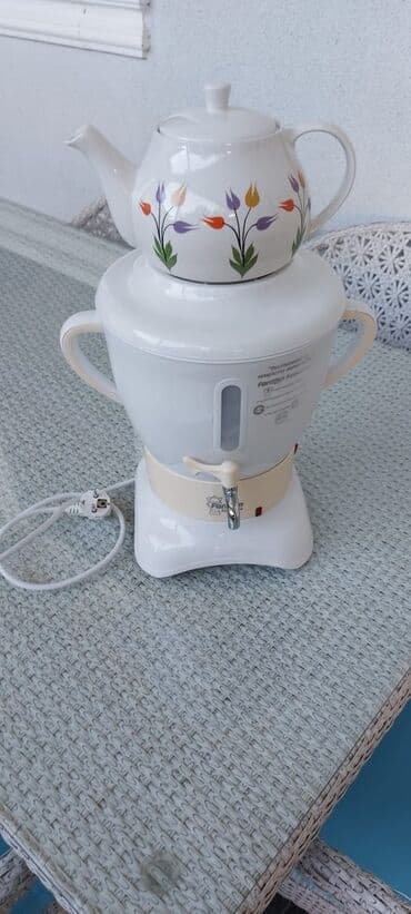 самовар: Fantom samovar. 5 lt. Dem çaynikinin tutumu 1.4 lt. 1800w. Daima isti — 2