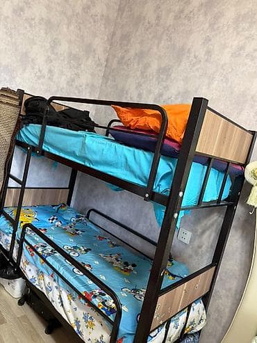 Aynur92👑kod Qiymet:110 Azn 2 mertebe carpayi satilir Matras daxil 1.50 — 1
