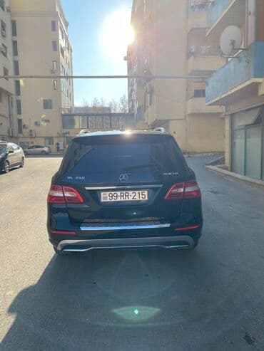 dörd göz mersedes: Mercedes-Benz ML 350: 3 l | 2013 il Ofrouder/SUV — 5