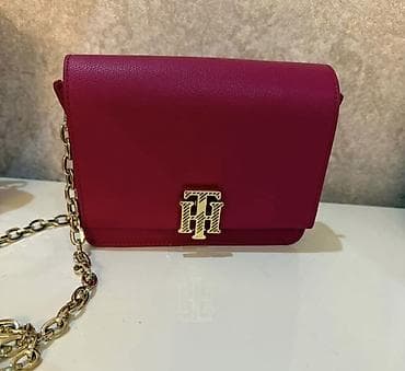 Çiyin çantası, Tommy Hilfiger, İşlənmiş