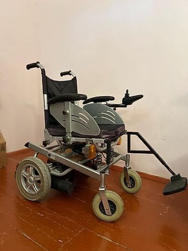 Tibbi avadanlıq: Əlil arabası satılır. Qiyməti razılaşma ilə. Ətraflı məlumat üçün — 3