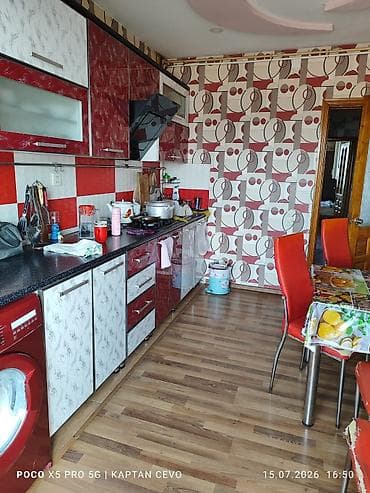 bakıxanov ev satışı: Bakı, Bakıxanov qəs., 3 otaqlı, Köhnə tikili, 86 kv. m — 3