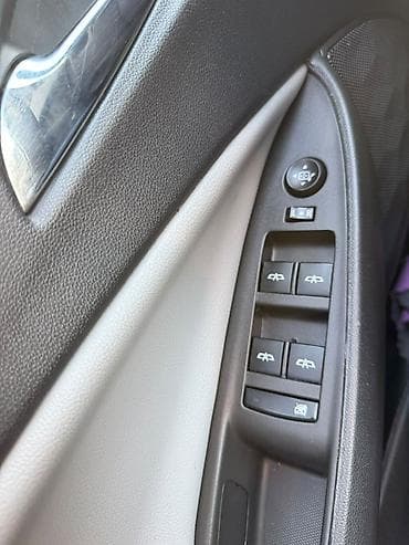 maşın satisi: Chevrolet : 1.2 l | 2025 il 35000 km Sedan — 10
