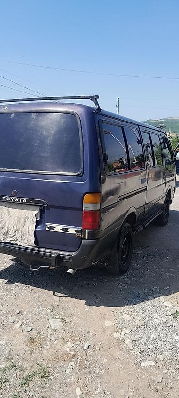 lovol 504 b: Toyota HiAce mikroavtobus - Kuzov: uzun baza, 4 yan sürüşən/adi — 3