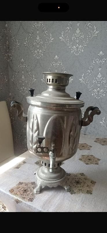 Klassik metal samovar - Material: qalın metal gövdə, rellefli naxışlı lalafo.az -da Klassik metal samovar - Material: qalın metal gövdə, rellefli naxışlı