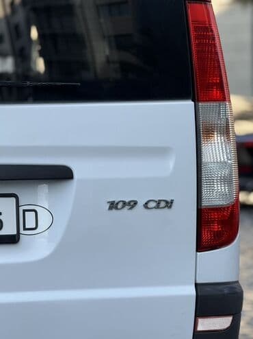 masin ucun qosqu: Mercedes-Benz Vito yük/kommersiya furgonu Xüsusiyyətlər: - — 14