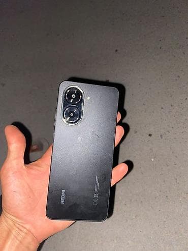 Telefon zavodudur ustada olmuyub karopkasi adapteri var (əlaqə 70 266
