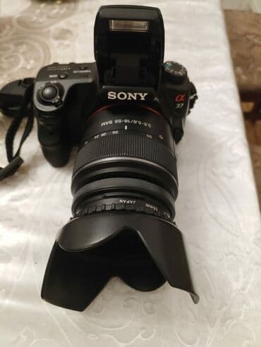 Фотоаппараты: Tip kamerası: güzgülü Matris: 16.5 MP, APS-C (23.5 x 15.6 mm) — 1