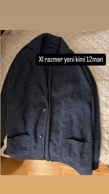 Brenddilər.Köynəklər,futbolkalar,pencəklər də var.İstəyən mesaj