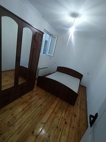 kapsul ev: KİRAYƏ VERİLİR ZABRATDA 3 otaq İSTİXANADA 3 DENE OĞLANA VERİLİR EV — 5