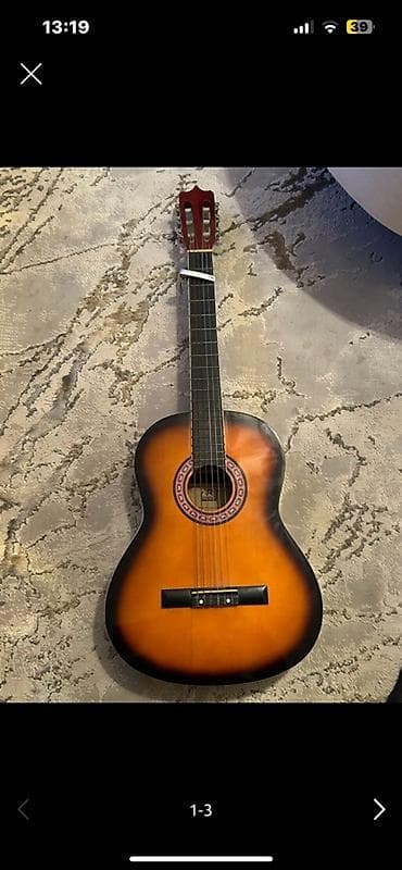 бас гитара 6 струн: Musiqi alətləri dəsti - Kamança: Dörd aşıq, yay ilə birlikdə. Dairəvi — 2