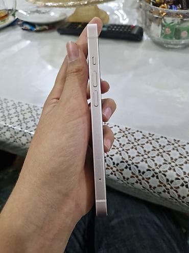 iphone 5 's: IPhone 13, Çəhrayı — 6