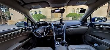 Ford: Model: Ford Fusion (mavi sedan) Texniki xüsusiyyətlər və təchizat: - — 6