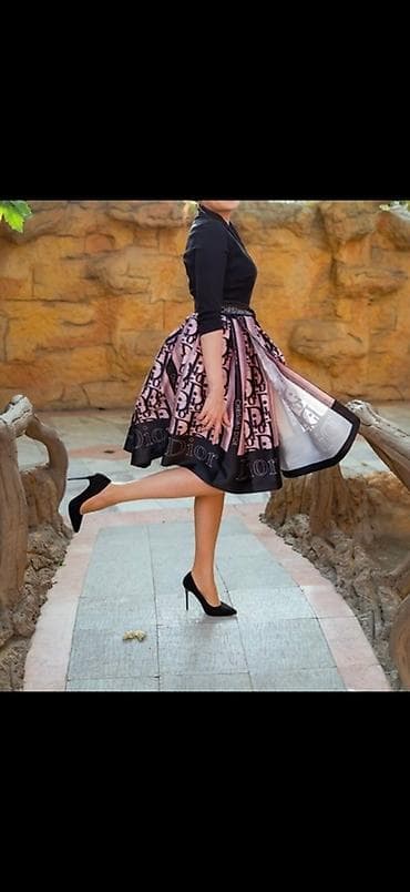 Las Vegasdan alinib. 38 olchudur. 1 defe meclise geyinilib