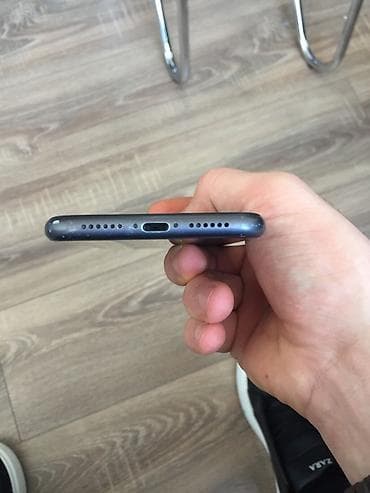 apple 11: IPhone 11, 64 GB, Qara, Zəmanət, Simsiz şarj, Face ID — 3