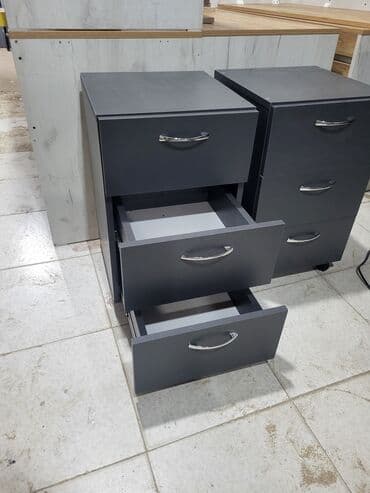 bərbər şkafı: Ofis tunbuckalari yenidirler.✅️ hundürluk 65 sm ✅️ eni ve derinlik 40 — 5