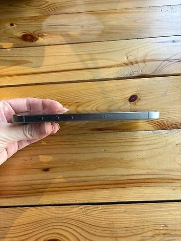 ayfon 2: IPhone 15 Pro Max, 256 GB, Gümüşü, Face ID — 5