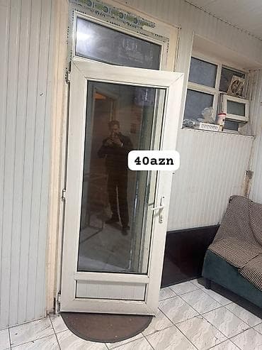 plastic qapi: PVC şüşəli qapı - Material: ağ rəngli PVC profillər - Dizayn — 1