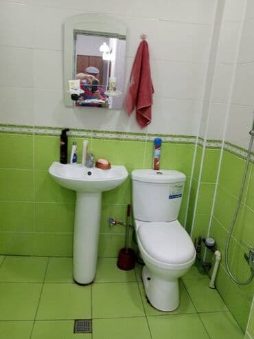 kiraye evler lenkeran: Elmlər metrosunun çıxışına yaxın B Vahabzadə kücəsində stalinka binada — 12