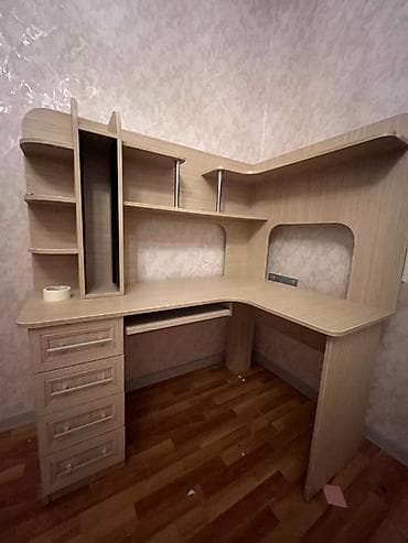 Угловой стол, С полками, С выдвижными ящиками, Ламинат простой