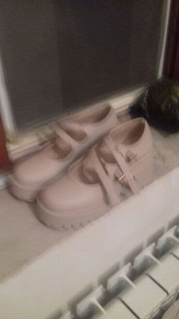 Tuflilər, Ölçü: 37, rəng - Bej, Yeni