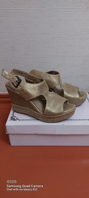 37 ölçü basanojka,1 dəfə geyilib,çox baha alınıb16 azn — 3