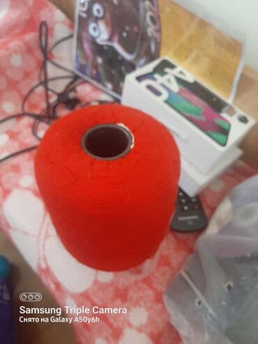 ağıllı şap: Toxuculuq ipi dəsti - Rənglər: parlaq qırmızı (böyük konus sarğıda) — 3