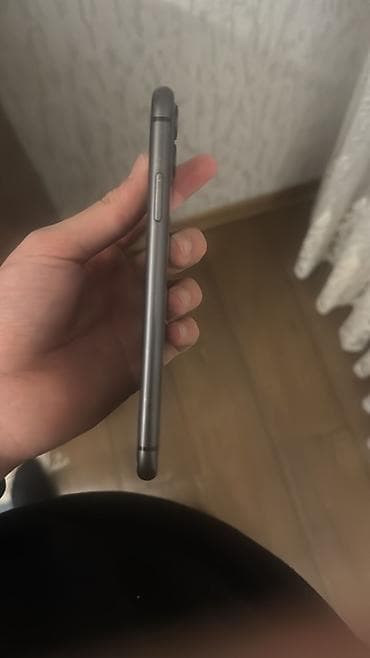 iphone 13 mini irşad: IPhone 11, Qara, Face ID — 3