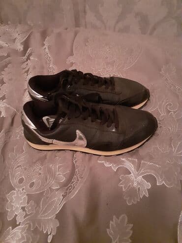 Ayaqqabılar: Nike idman ayaqqabısı oglan ucun razmer 36.37 Moskvadan baha alinib — 1