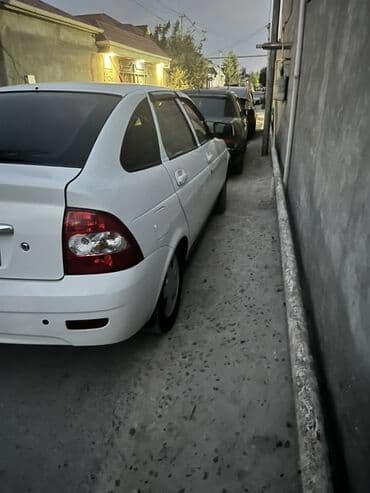 ваза стеклянная прозрачная высокая без узора: ВАЗ (ЛАДА) Priora: 1.6 л | 2012 г. 268706 км Седан — 11